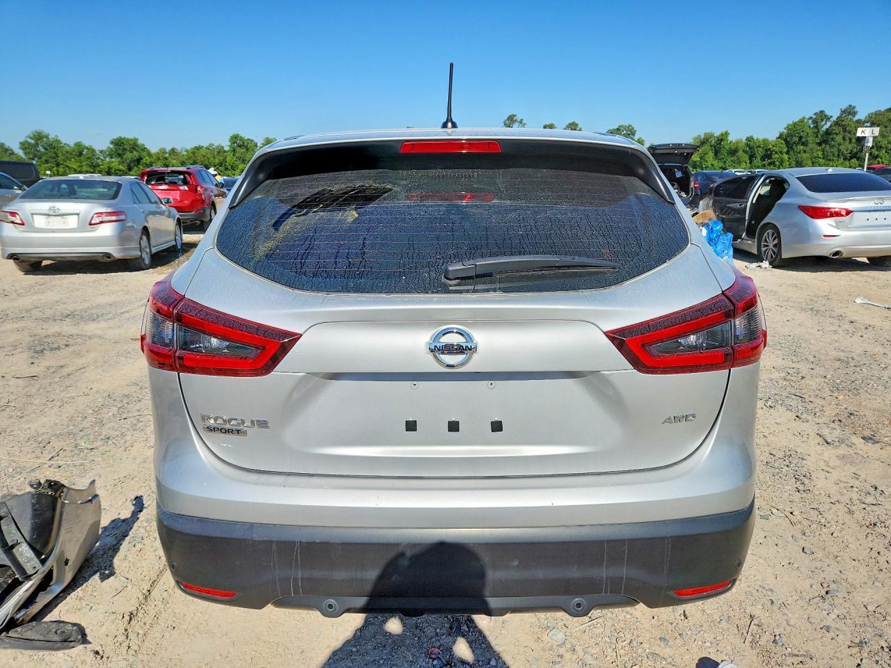 2021 Nissan Rogue Sport S - Фото 6