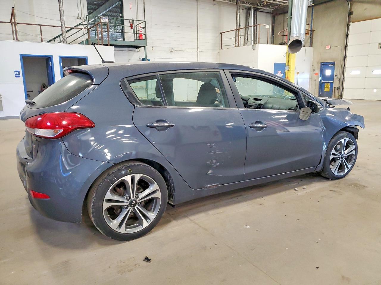 2016 Kia Forte Ex - Image 3