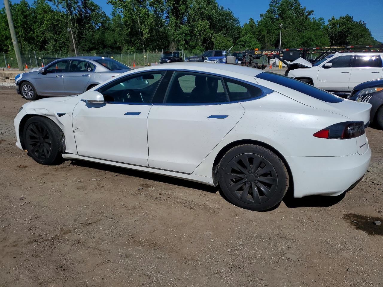 2017 Tesla Model S - Image 2