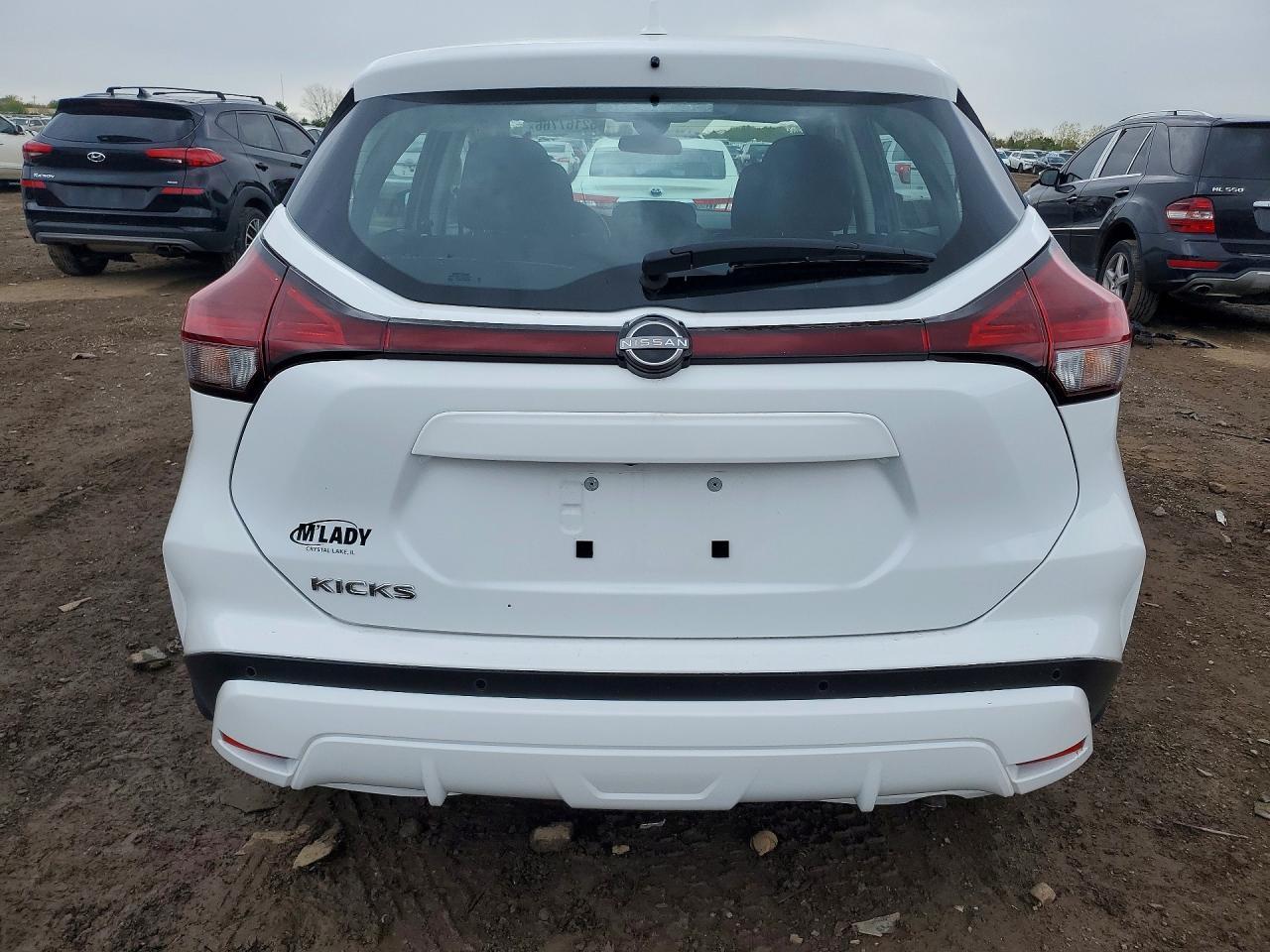 2025 Nissan Kicks Play S - Image 6
