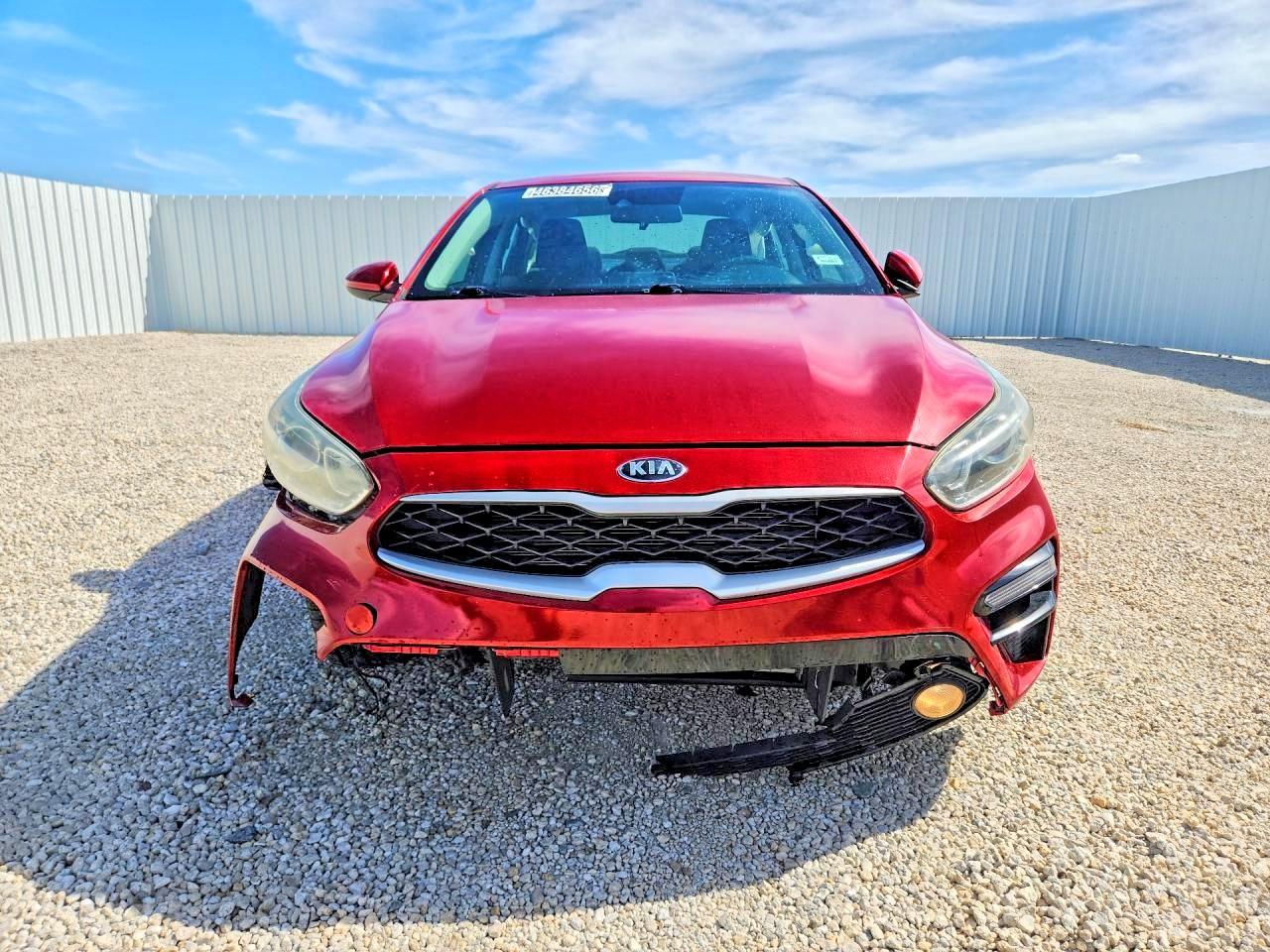 2021 Kia Forte Lxs - Image 5