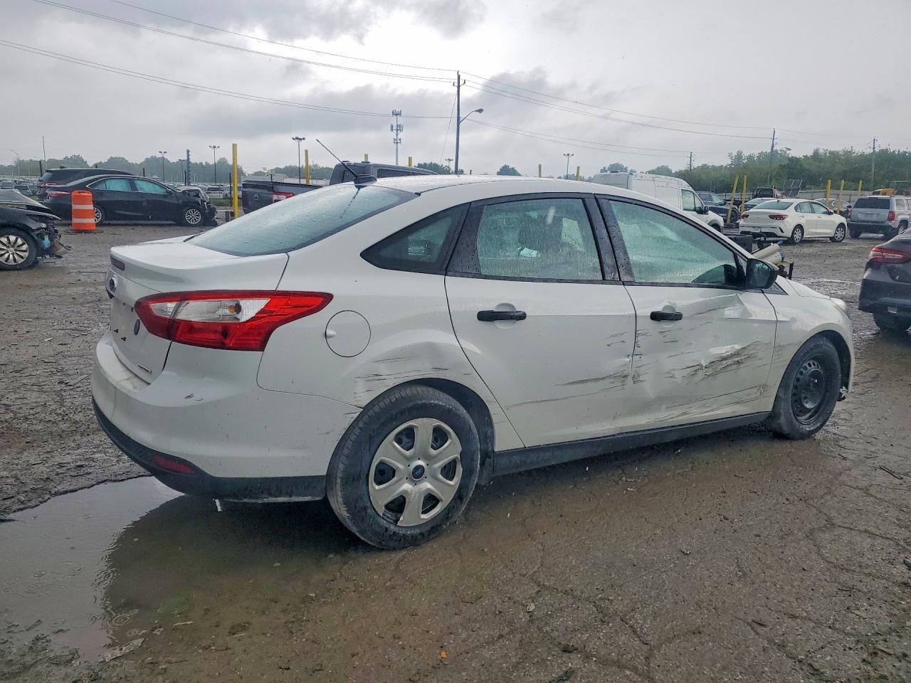 2012 Ford Focus S - Фото 3