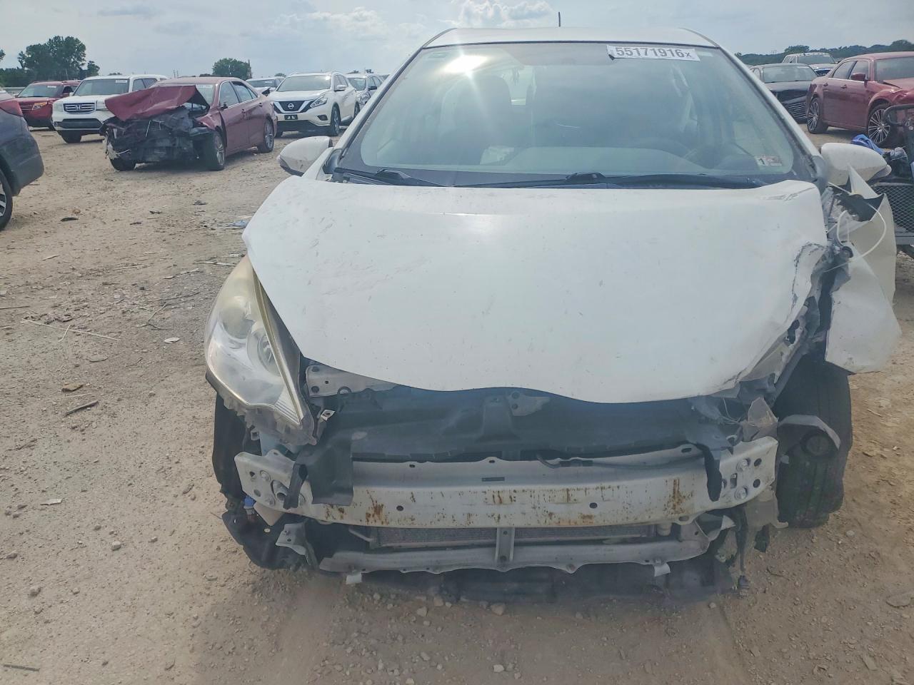 2014 Toyota Prius C Two - Image 5