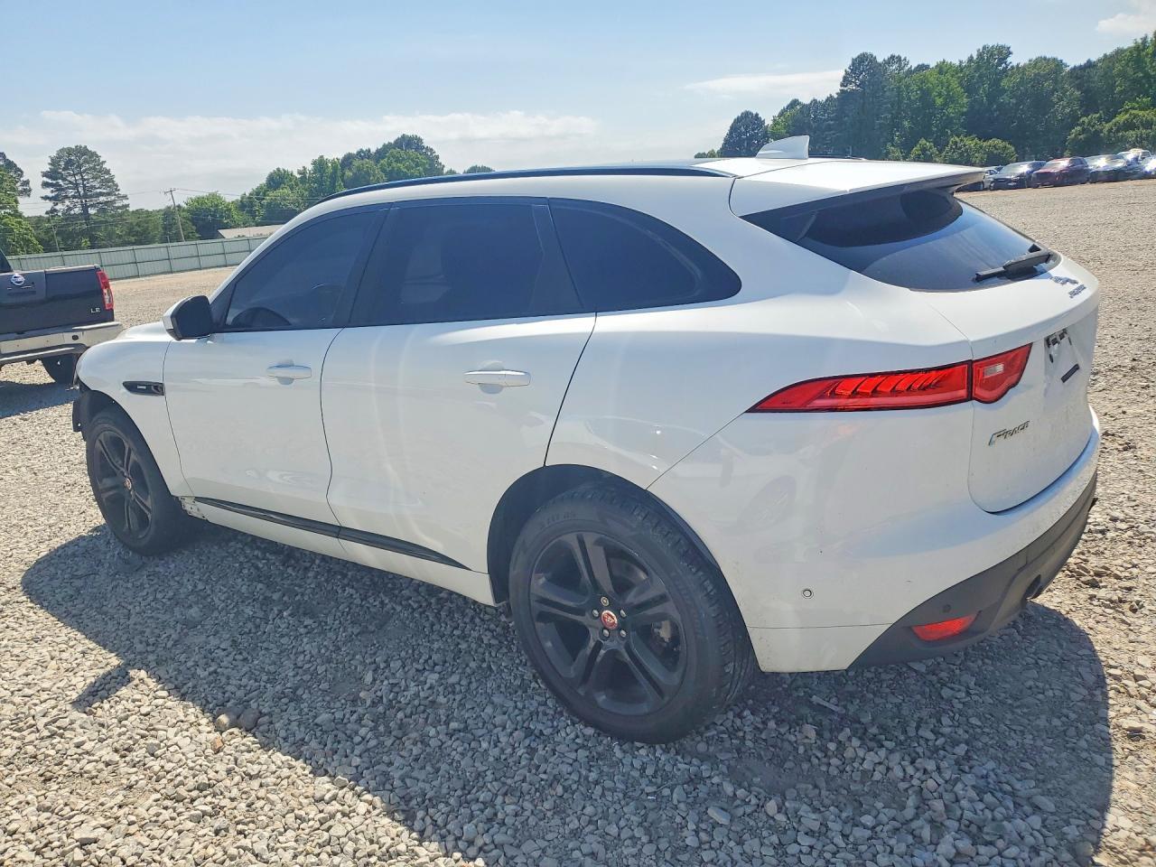 2018 Jaguar F-Pace R - Sport - Фото 2