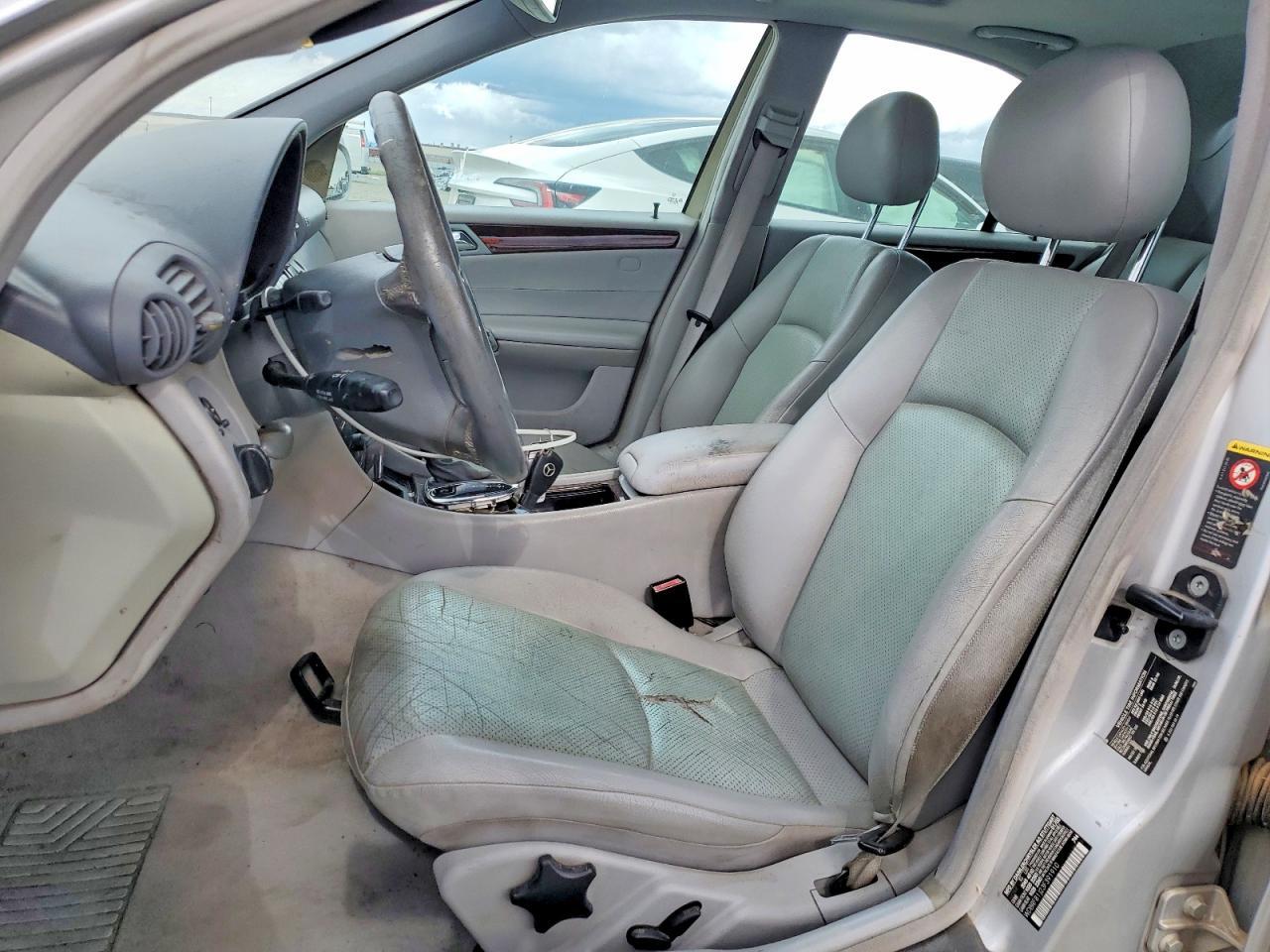 2003 Mercedes-Benz C 240 4Matic - Фото 7