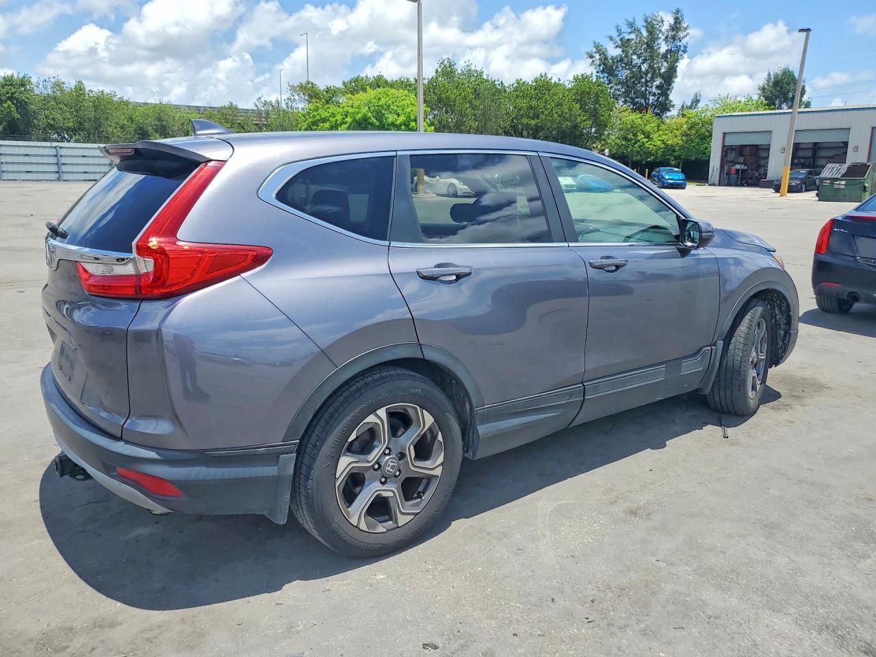 2017 Honda Cr -V - Image 3