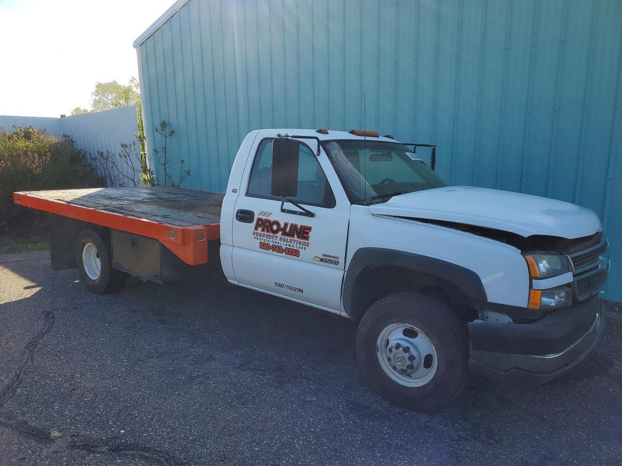 2005 Chevrolet Silverado C3500 - Image 4