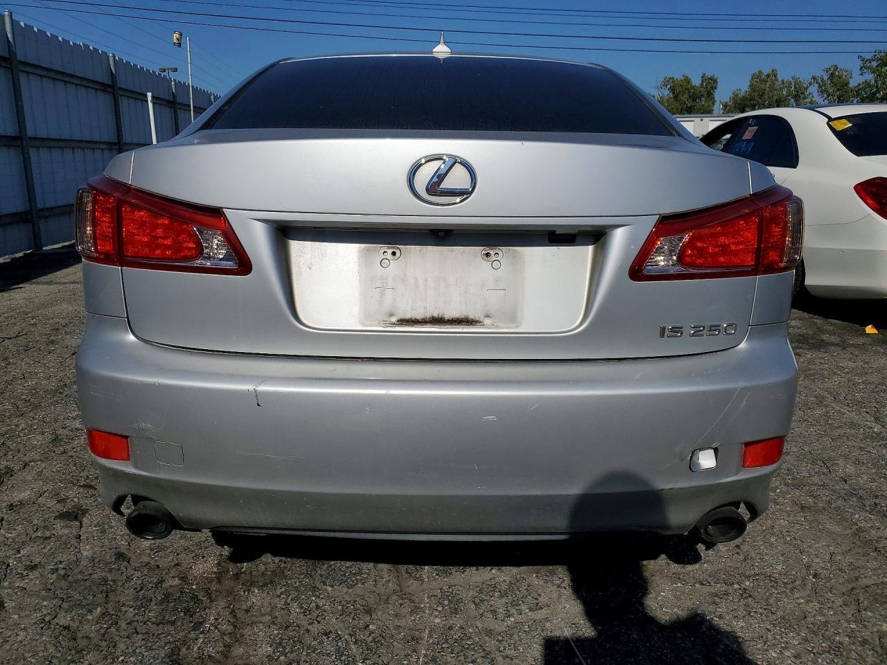 2011 Lexus Is 250 - Image 6