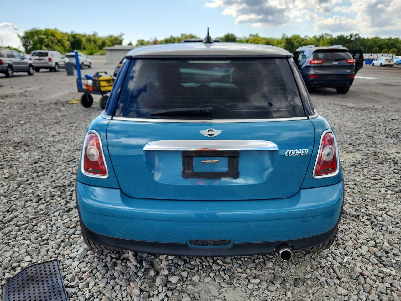 2010 Mini Cooper - Фото 6