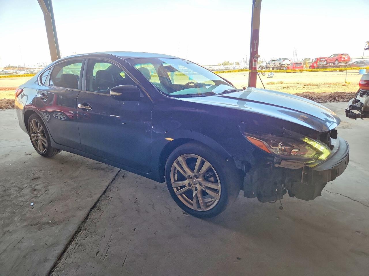 2017 Nissan Altima 3.5 Sl - Image 4