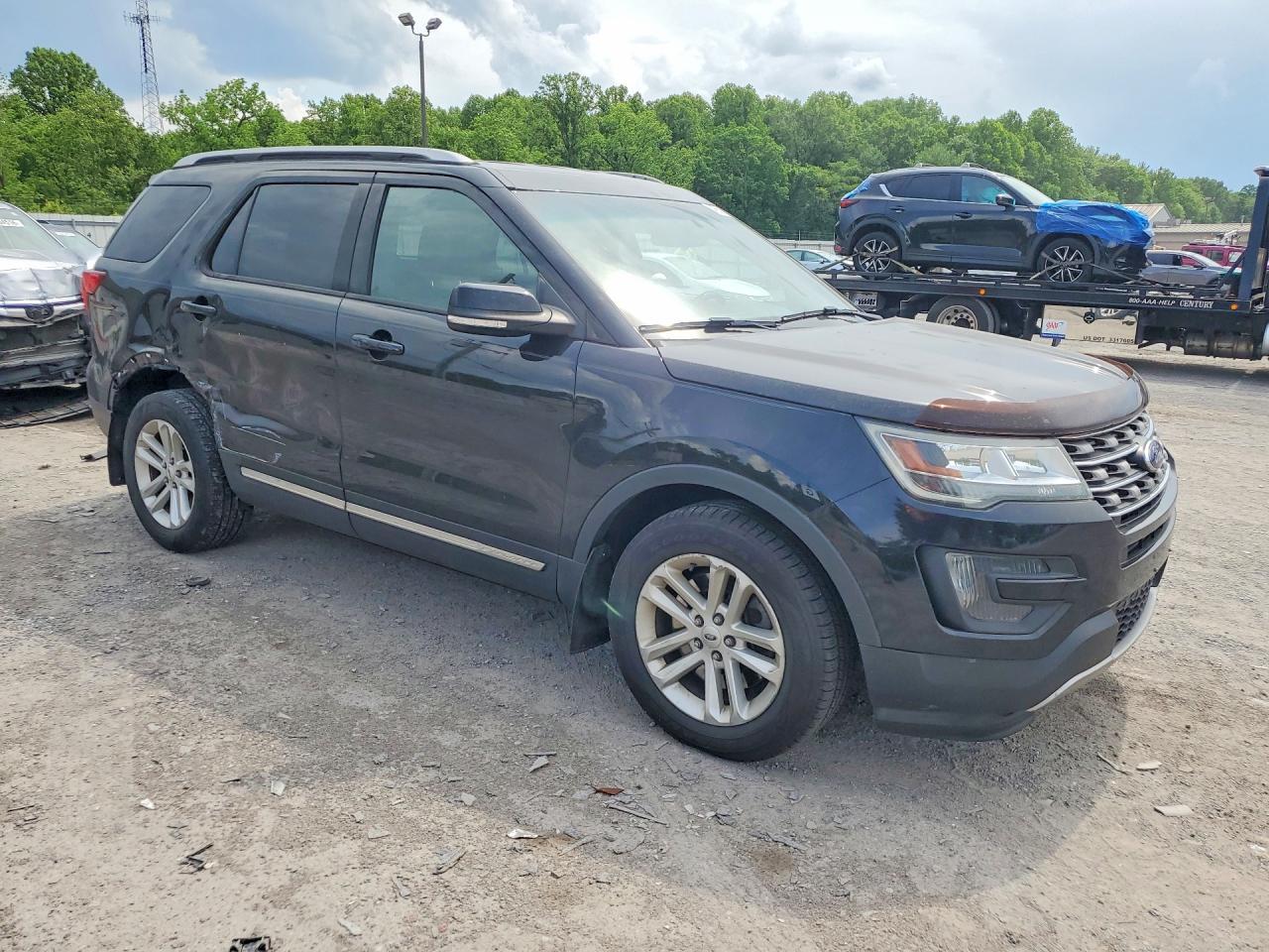 2016 Ford Explorer Xlt - Image 4