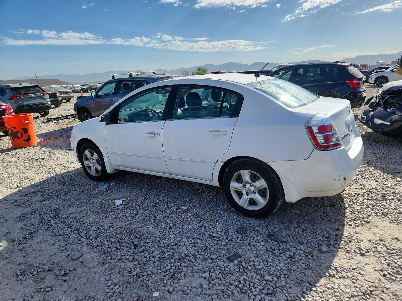 2008 Nissan Sentra 2.0/2.0S/2.0Sl - Фото 2