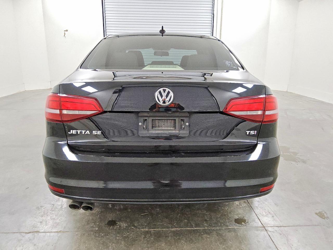2017 Volkswagen Jetta Se - Image 6