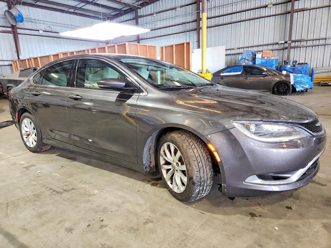 2015 Chrysler 200 C - Фото 4