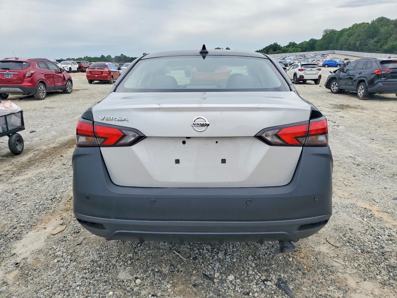 2021 Nissan Versa Sv - Фото 6