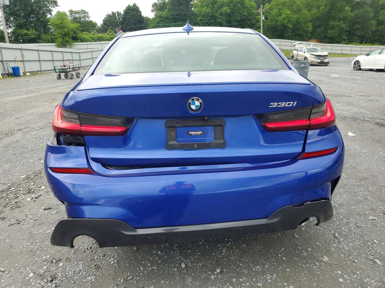2022 BMW 330I - Фото 6