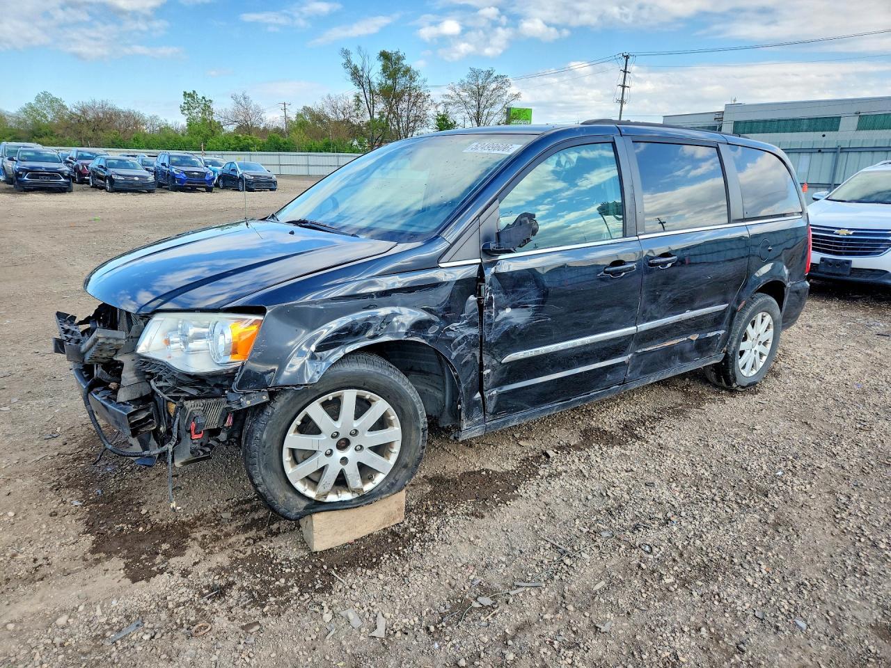 2013 Chrysler Town & Country Touring
