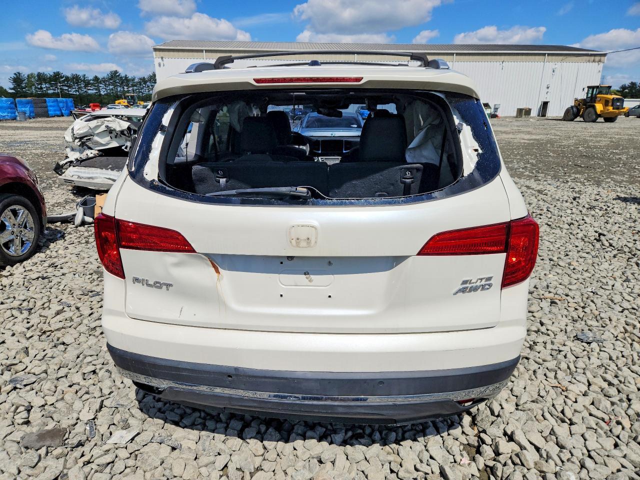 2016 Honda Pilot Elite - Фото 6