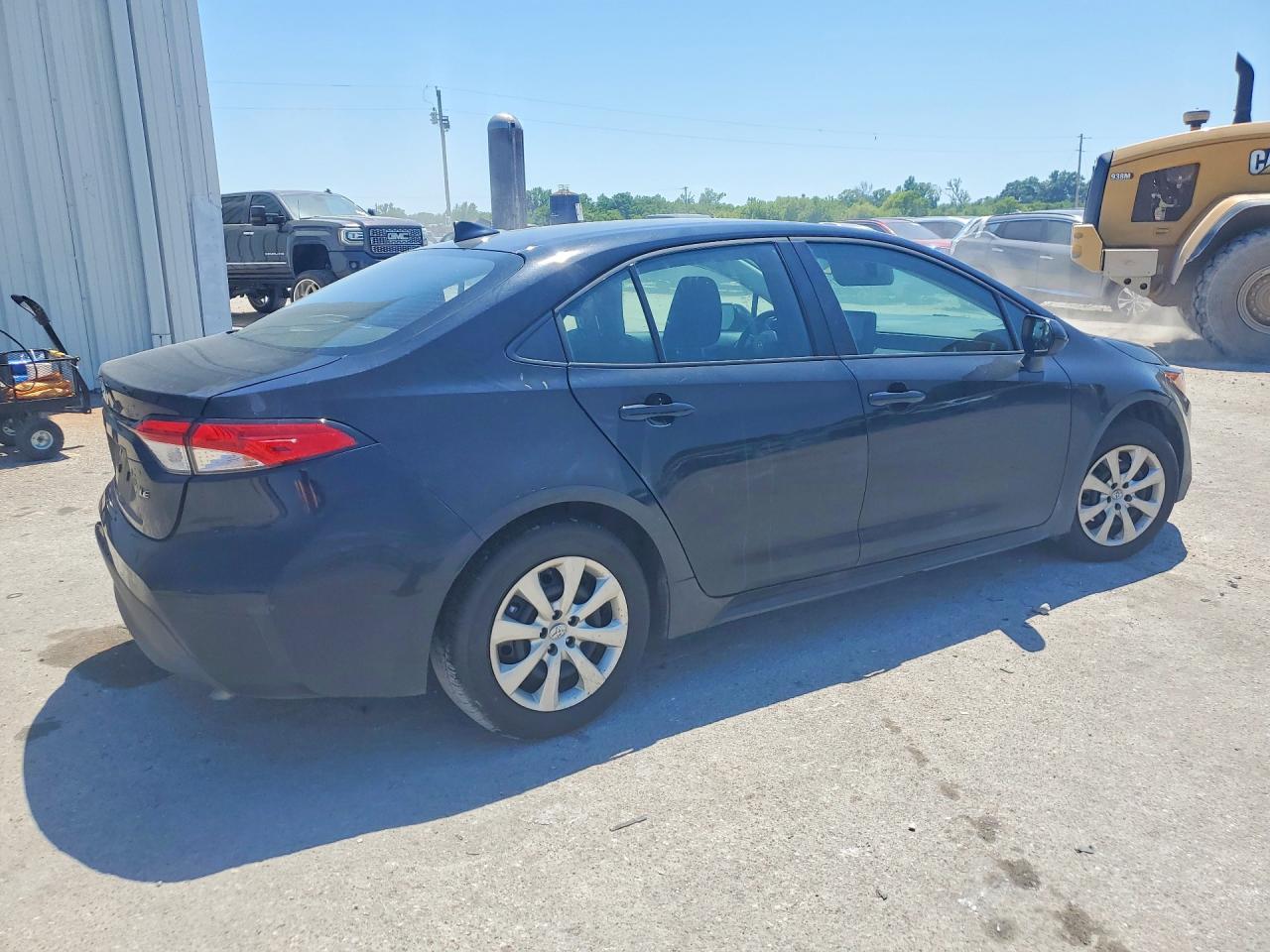 2026 Toyota Corolla Le - Фото 3