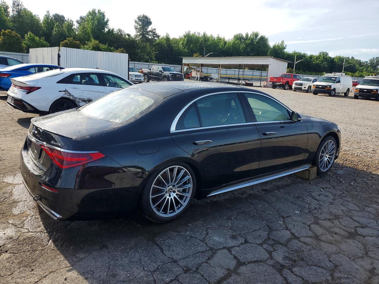 2024 Mercedes-Benz S 500 4Matic - Image 3