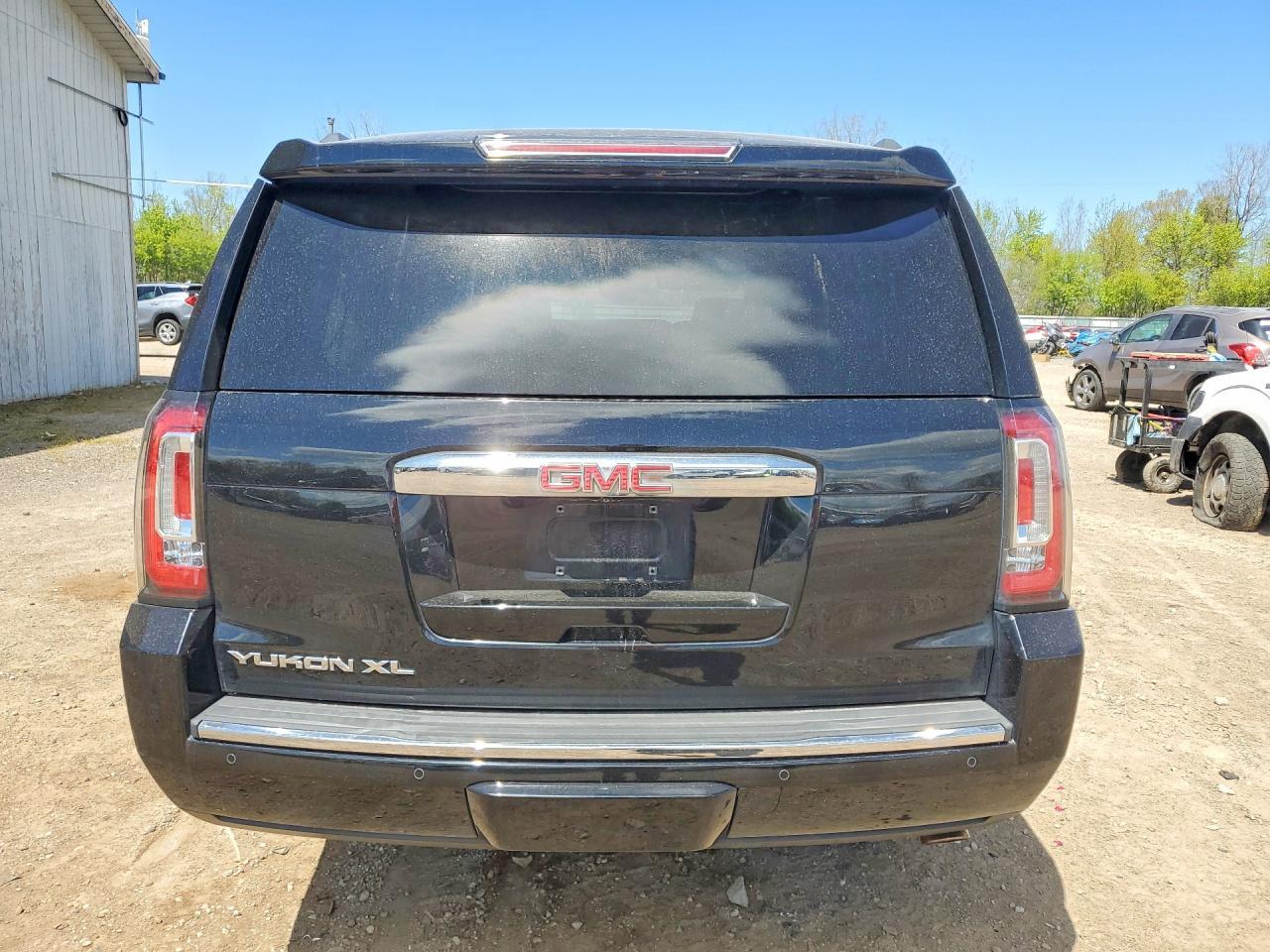 2015 GMC Yukon - Фото 6