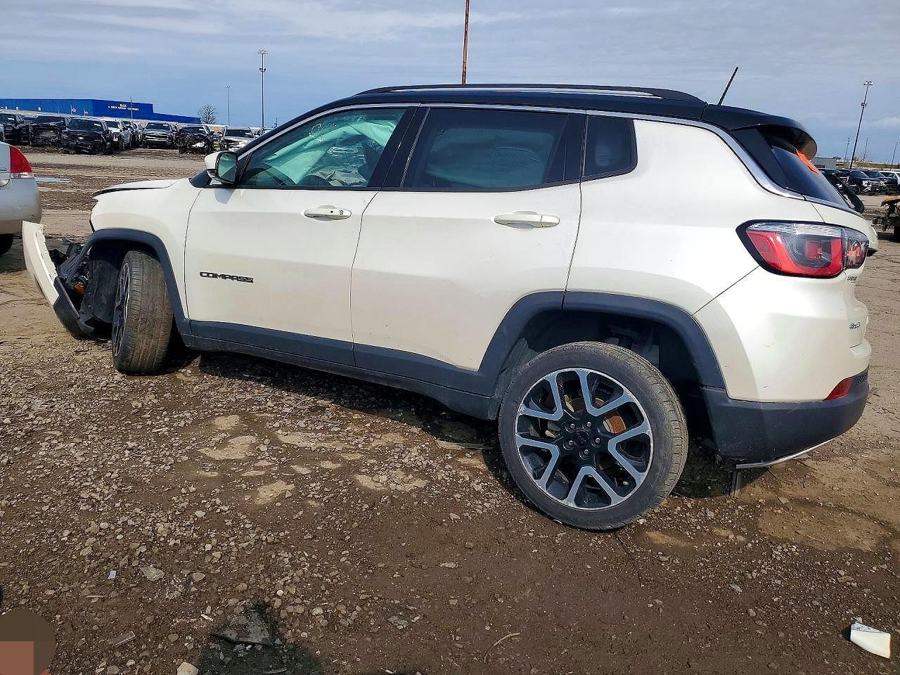 2017 Jeep Compass Limited - Фото 2