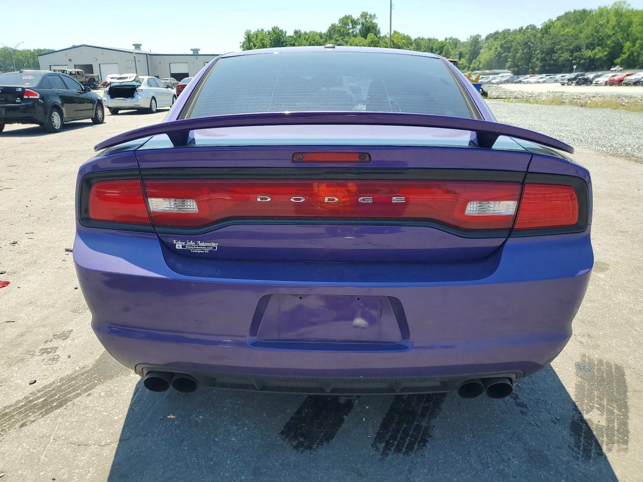 2014 Dodge Charger R - Image 6