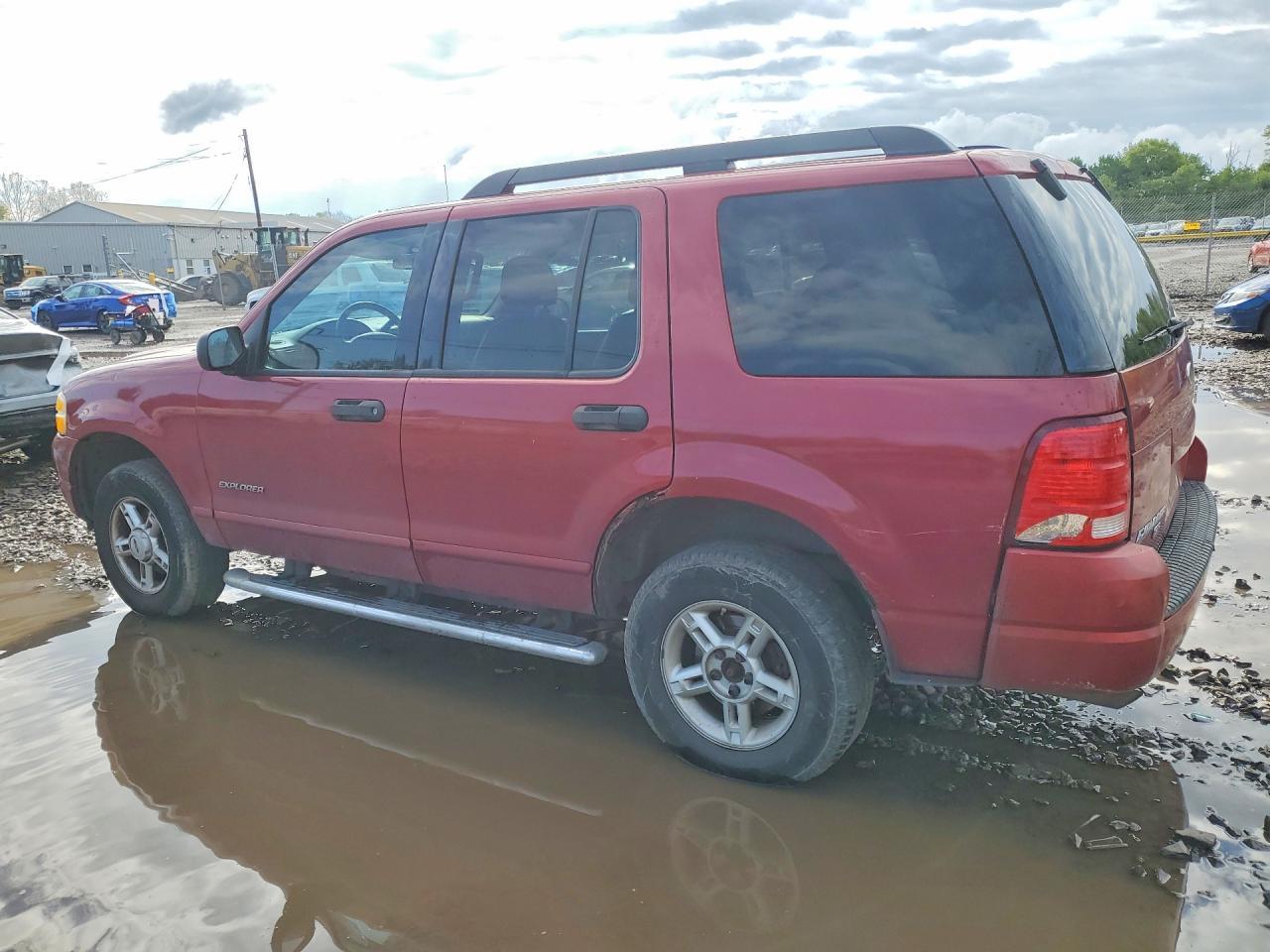 2005 Ford Explorer Xlt - Фото 2