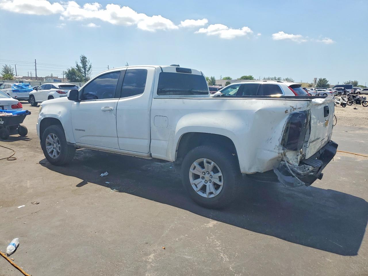 2018 Chevrolet Colorado Lt - Image 2