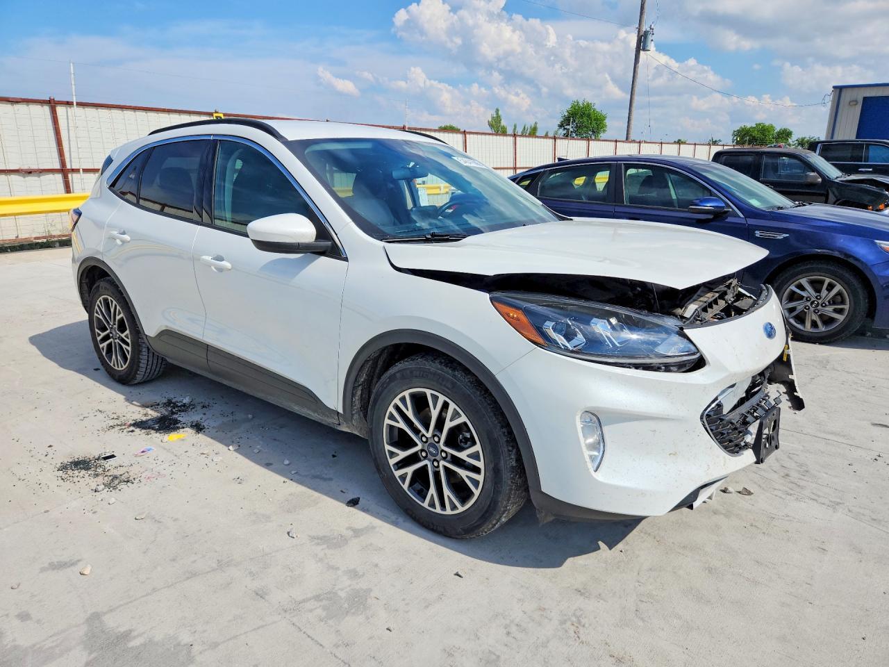 2020 Ford Escape Sel - Image 4