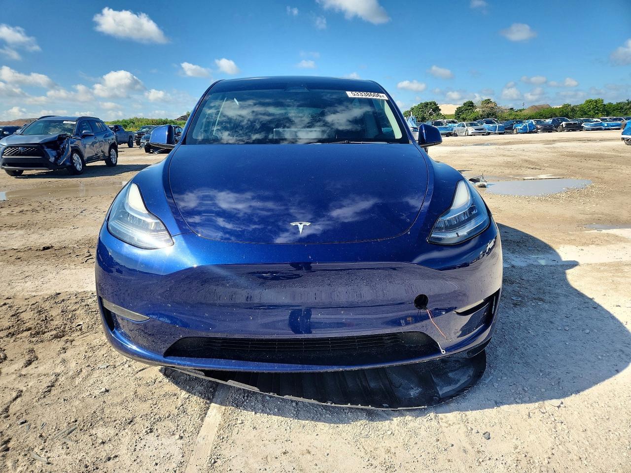 2023 Tesla Model Y - Фото 5
