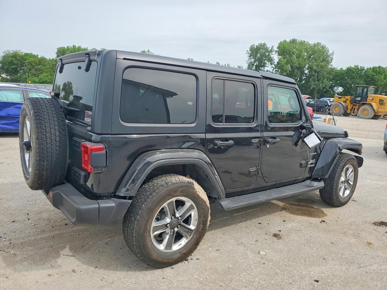 2021 Jeep Wrangler Unlimited Sahara - Image 3