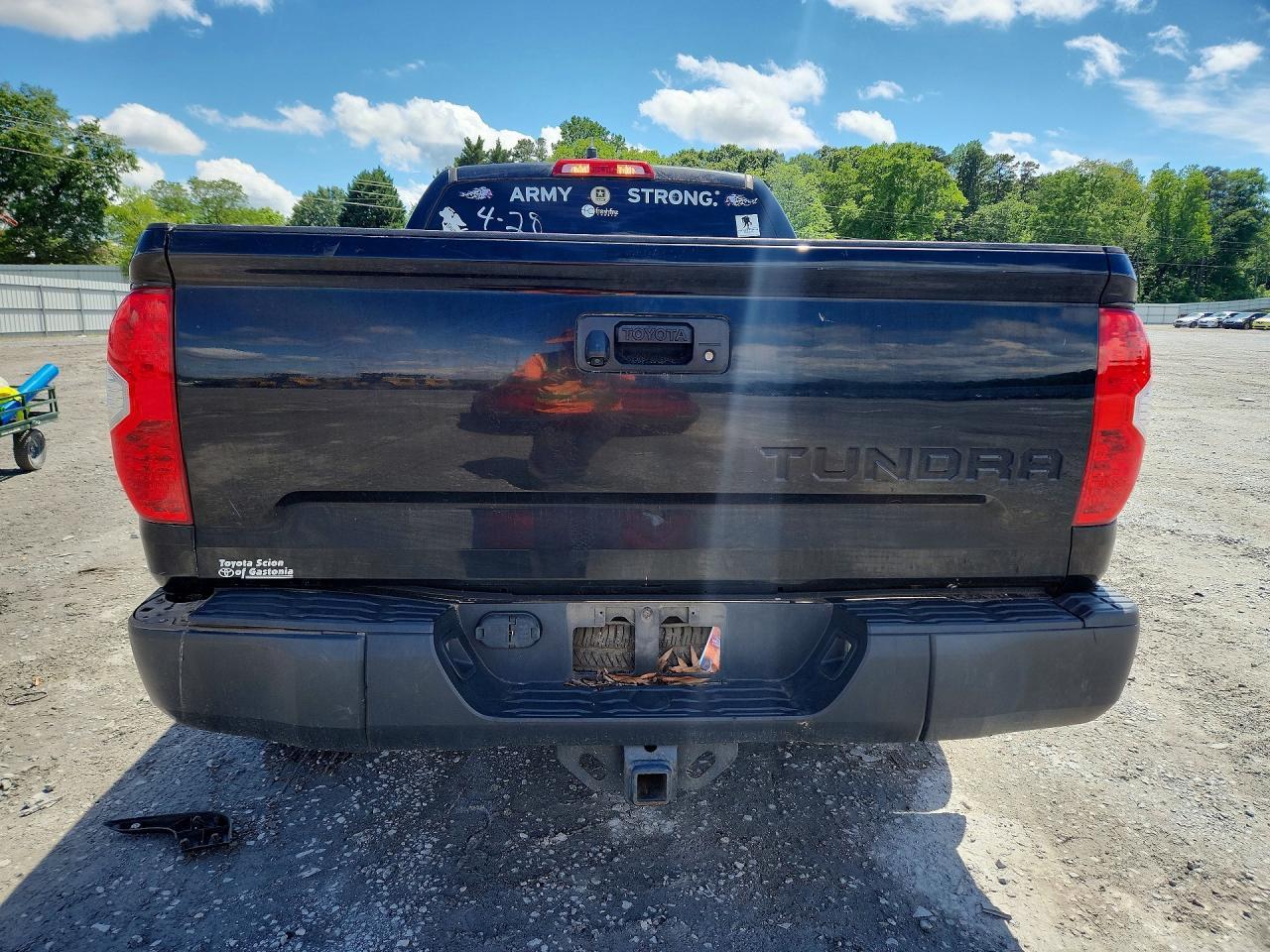 2014 Toyota Tundra Sr - Image 6