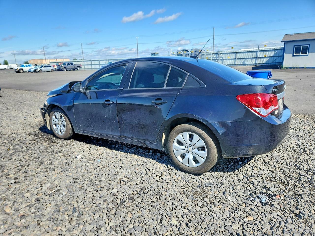 2014 Chevrolet Cruze Ls - Фото 2