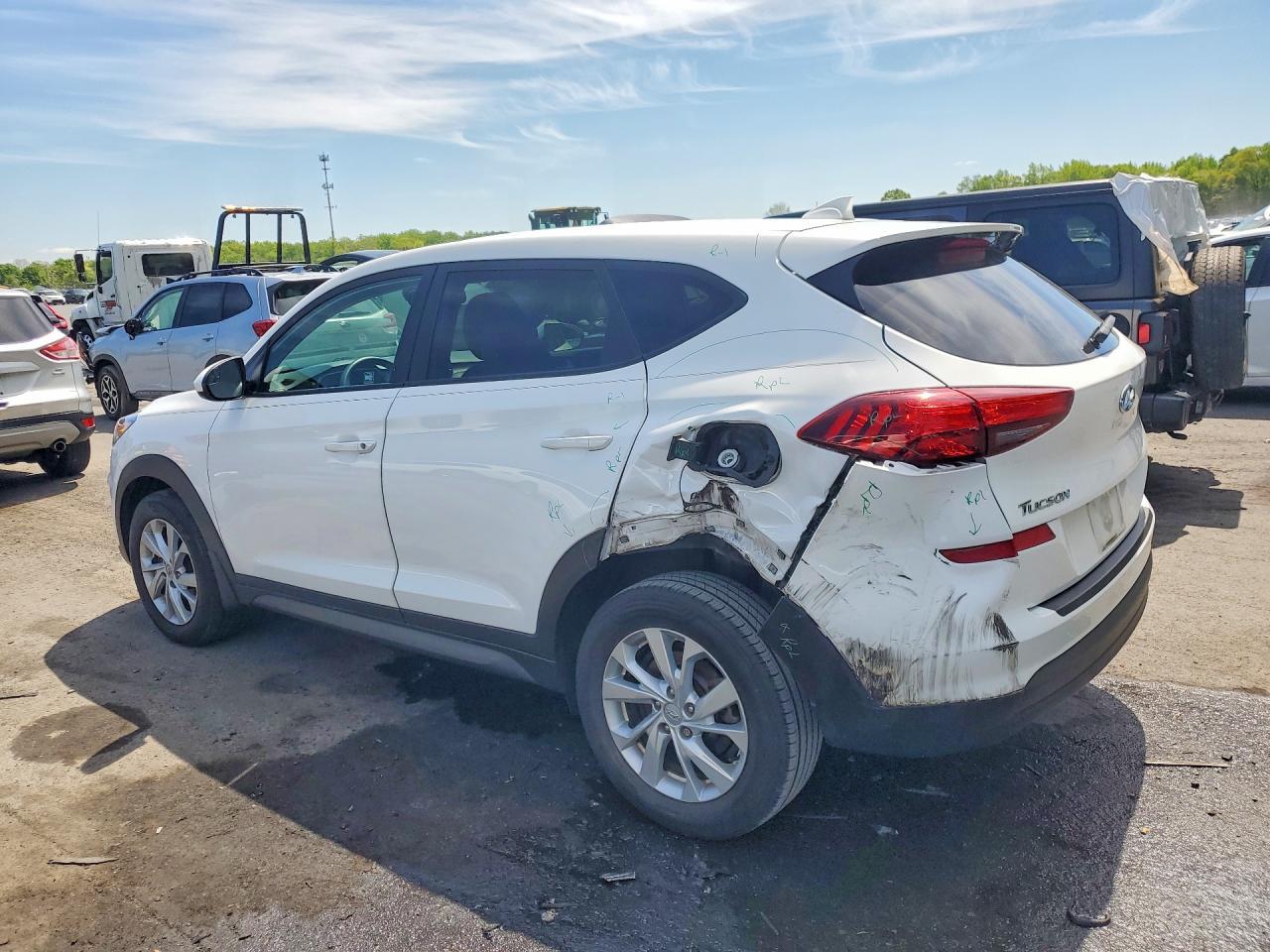2020 Hyundai Tucson Se - Image 2