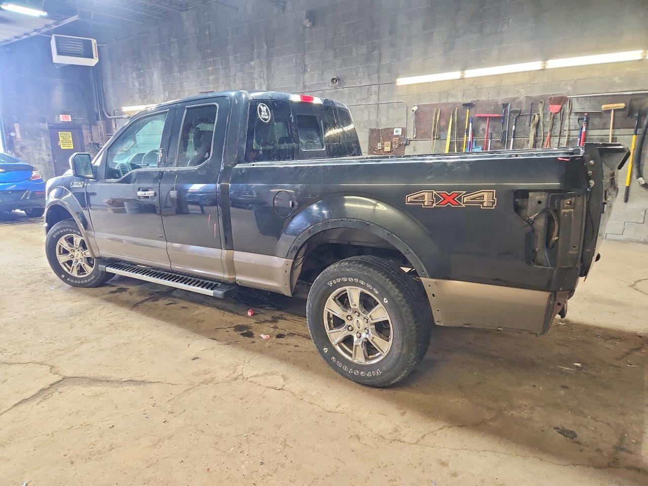 2015 Ford F150 Super Cab - Фото 2