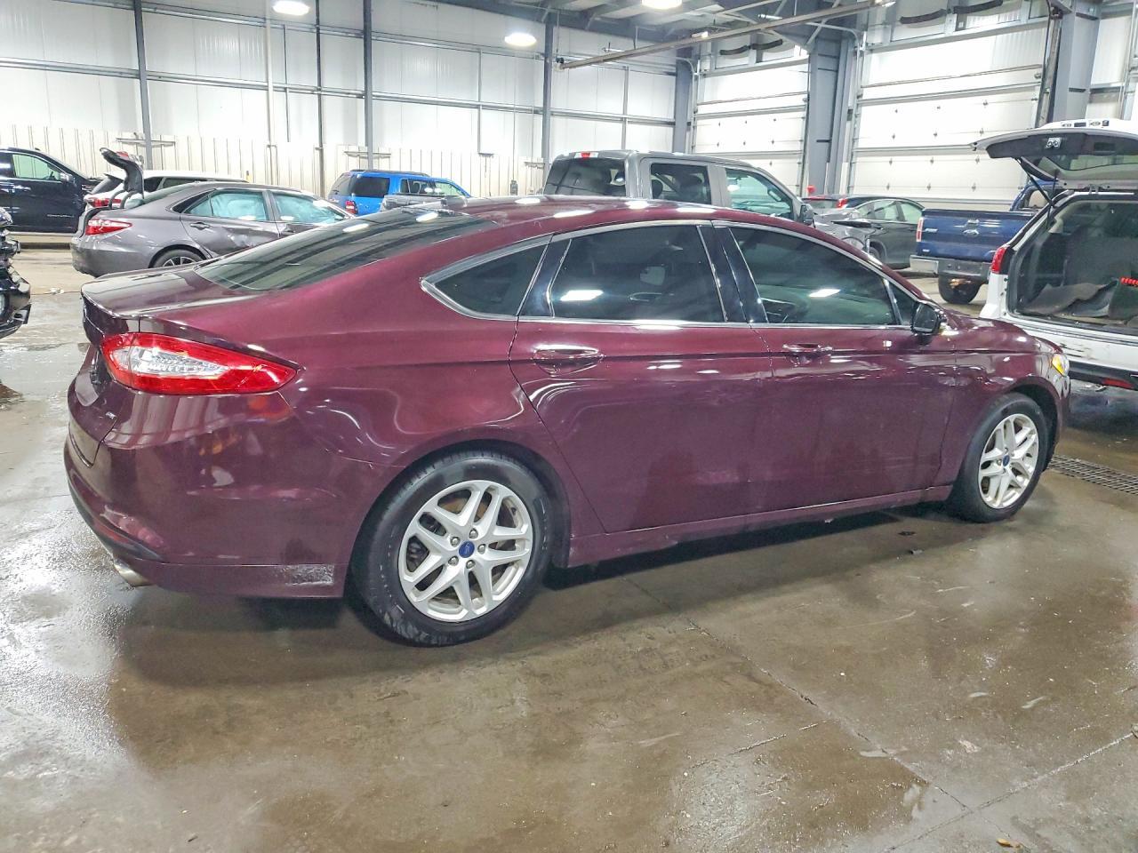 2013 Ford Fusion Se - Фото 3