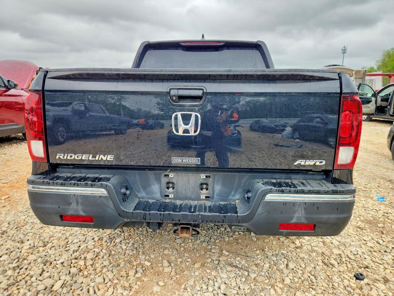 2017 Honda Ridgeline Rtl - Image 6