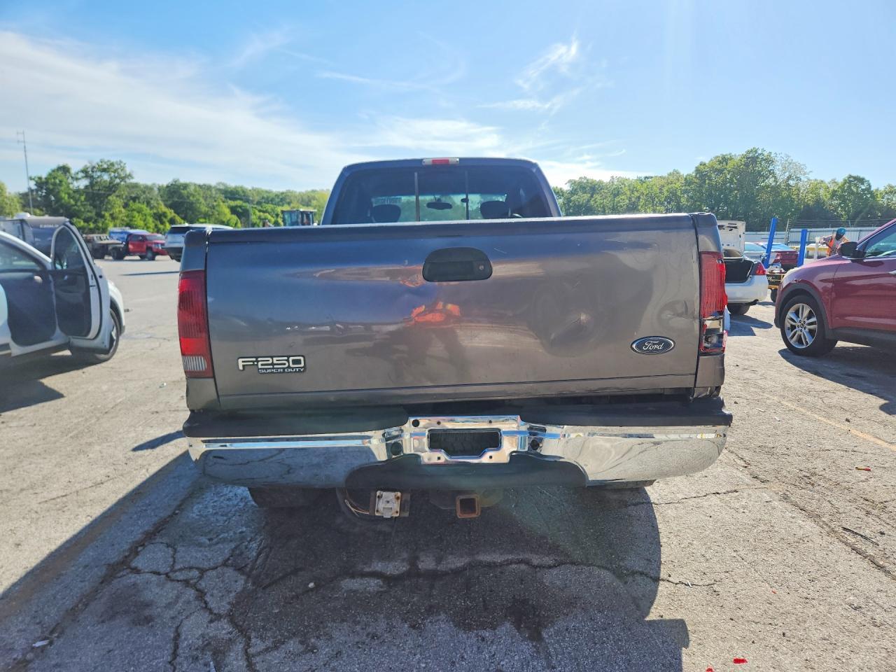 2004 Ford F250 Super Duty - Image 6