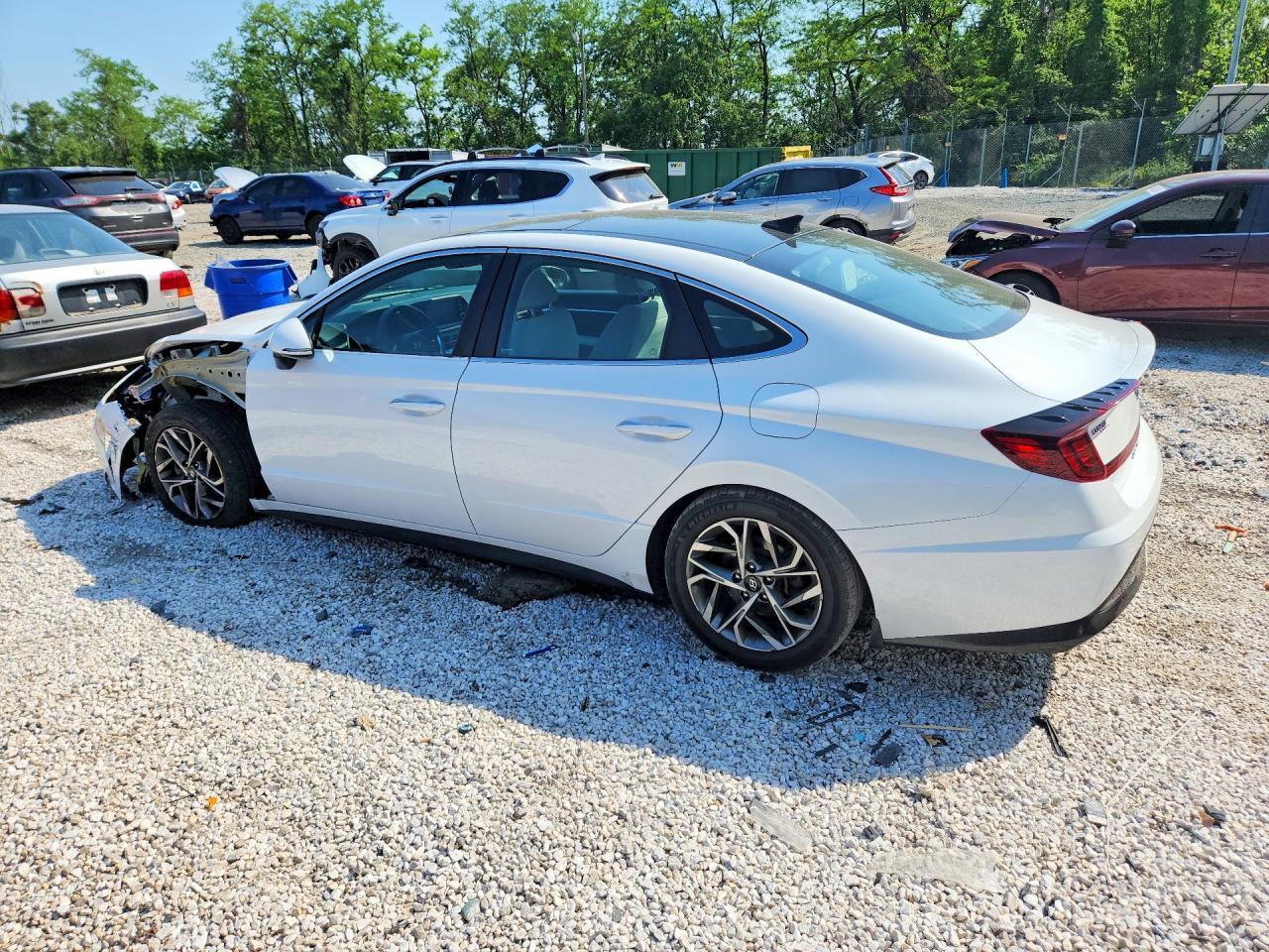 2022 Hyundai Sonata Sel - Image 2