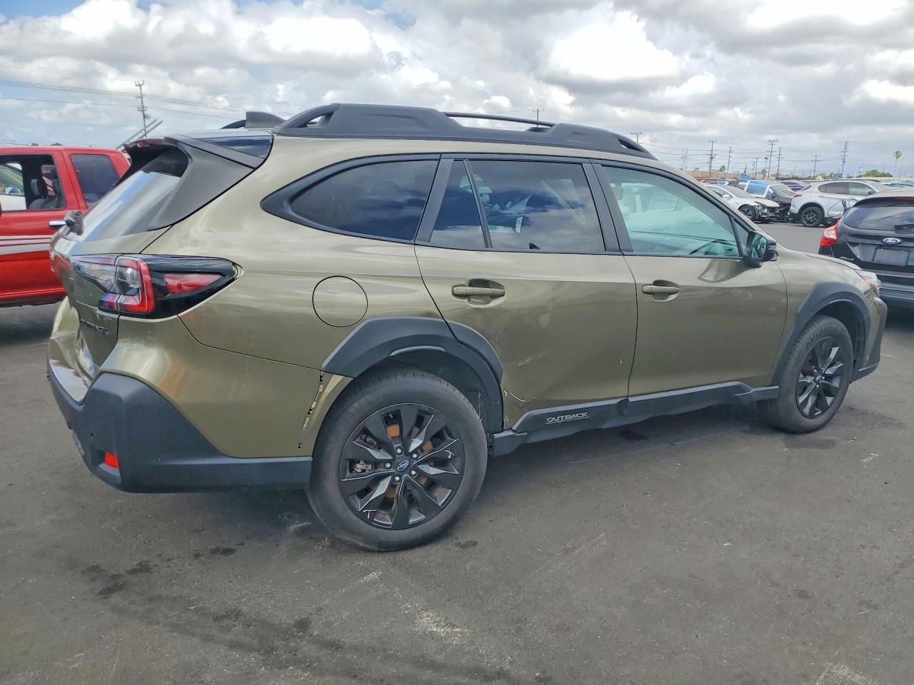 2024 Subaru Outback Onyx Edition - Image 3
