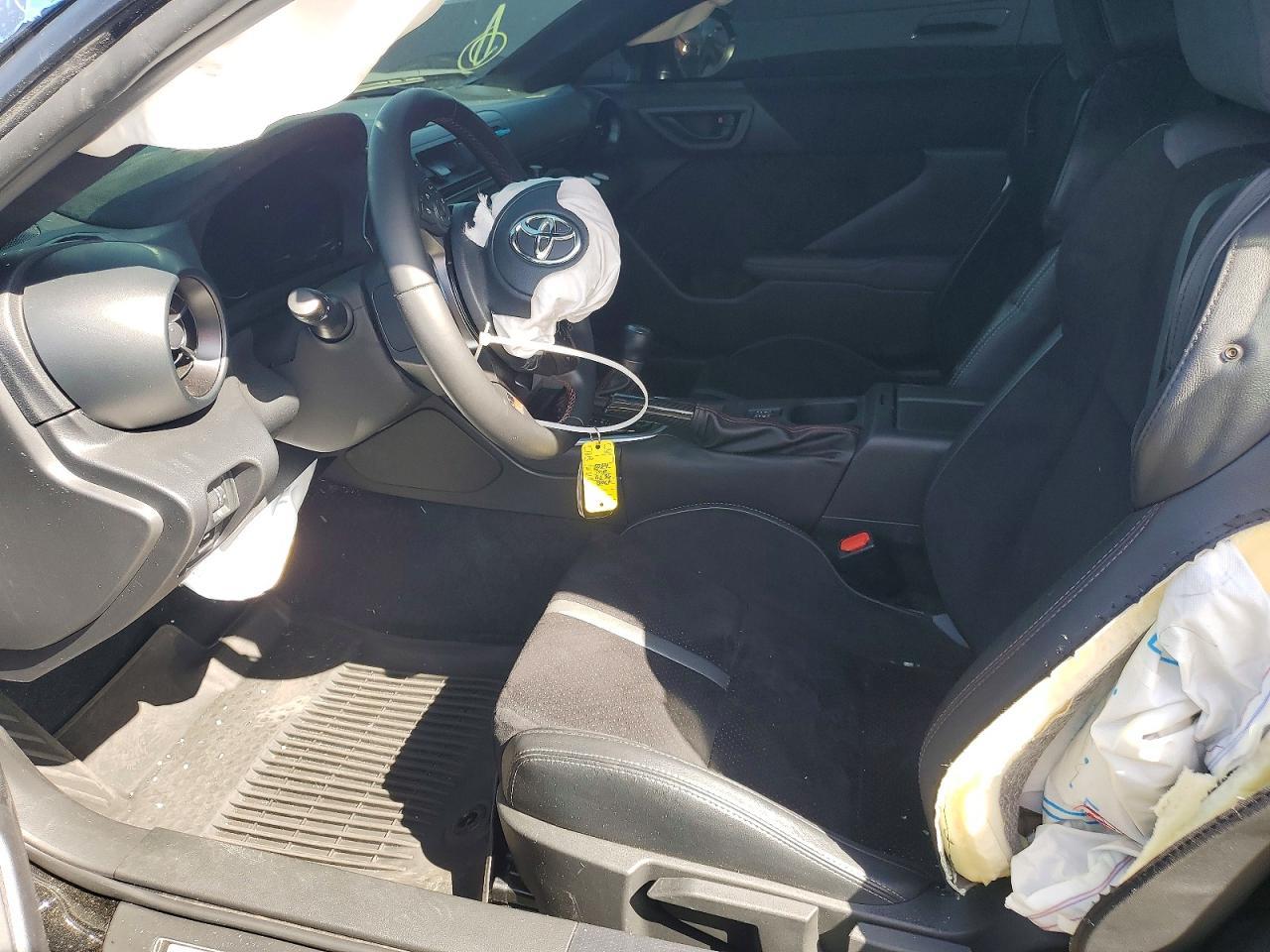 2024 Toyota Gr 86 Premium - Фото 7