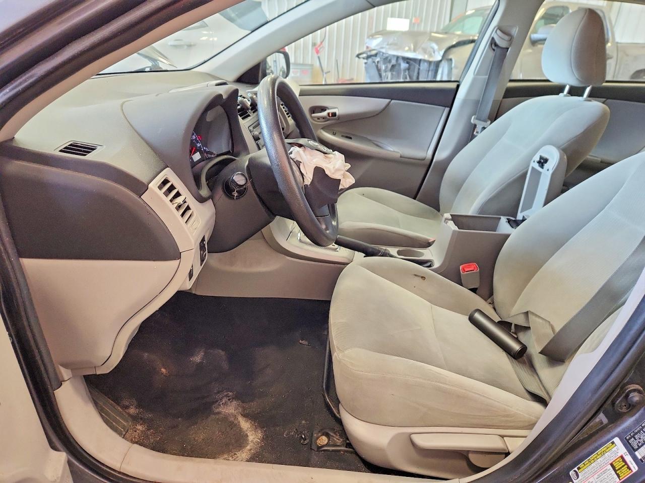 2012 Toyota Corolla Le - Фото 7