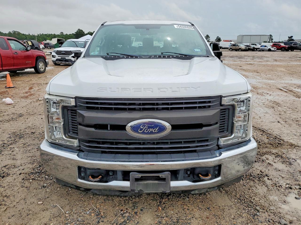 2019 Ford F350 Super Duty - Фото 5