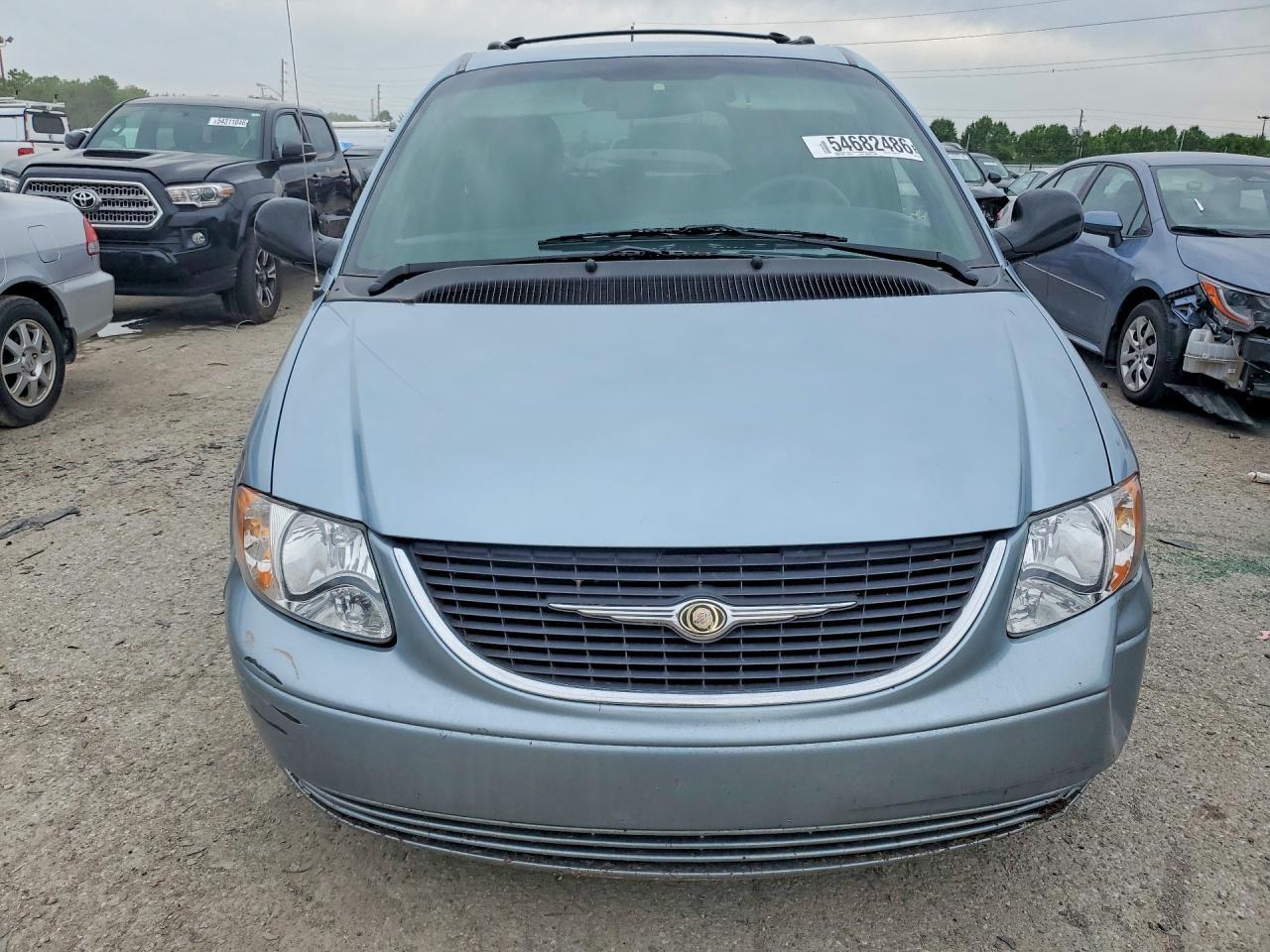 2003 Chrysler Town & Country Lx - Фото 5
