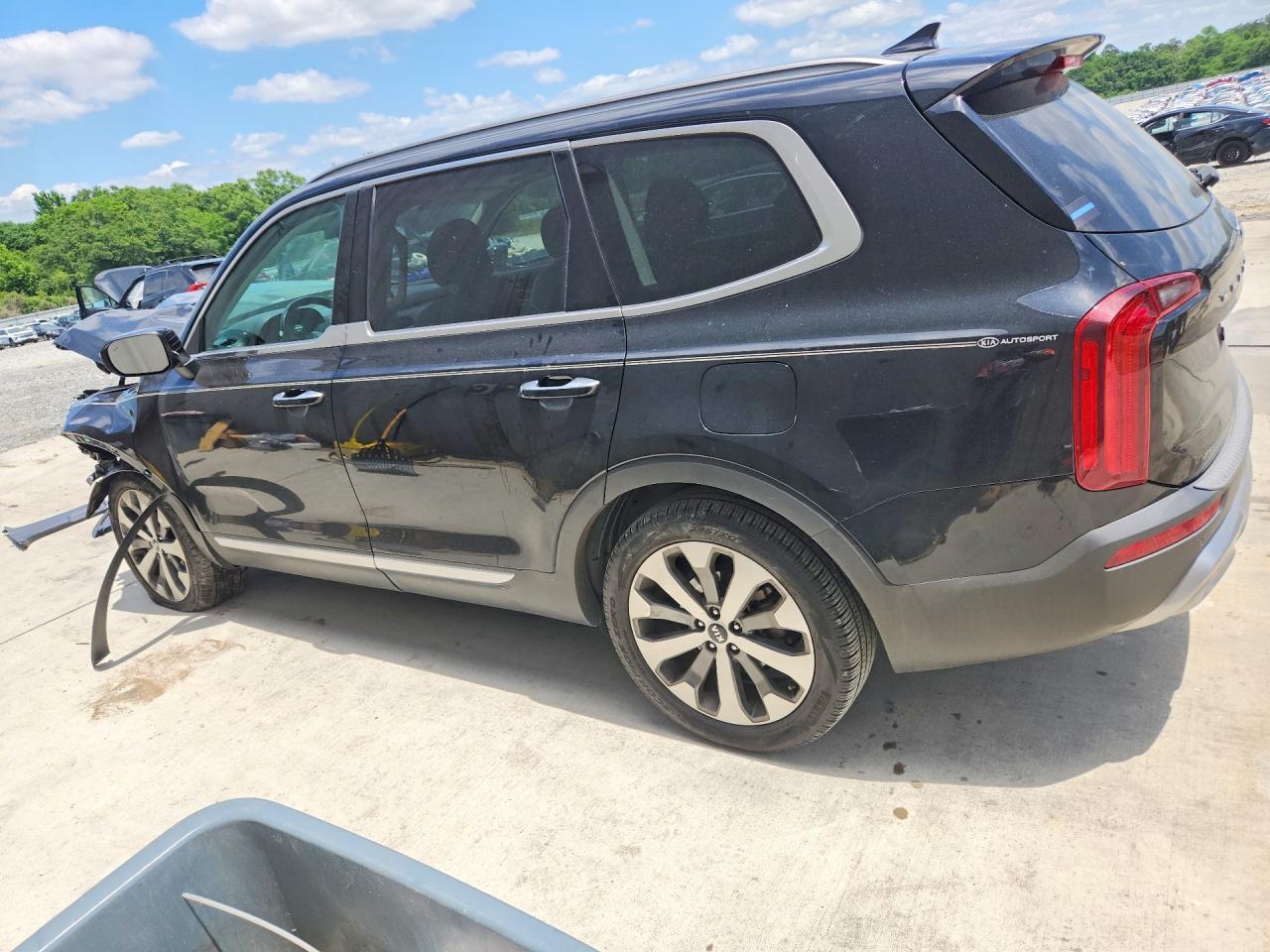 2020 Kia Telluride S - Image 2