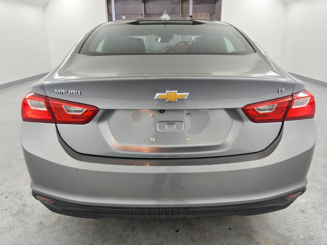 2023 Chevrolet Malibu Lt - Image 6