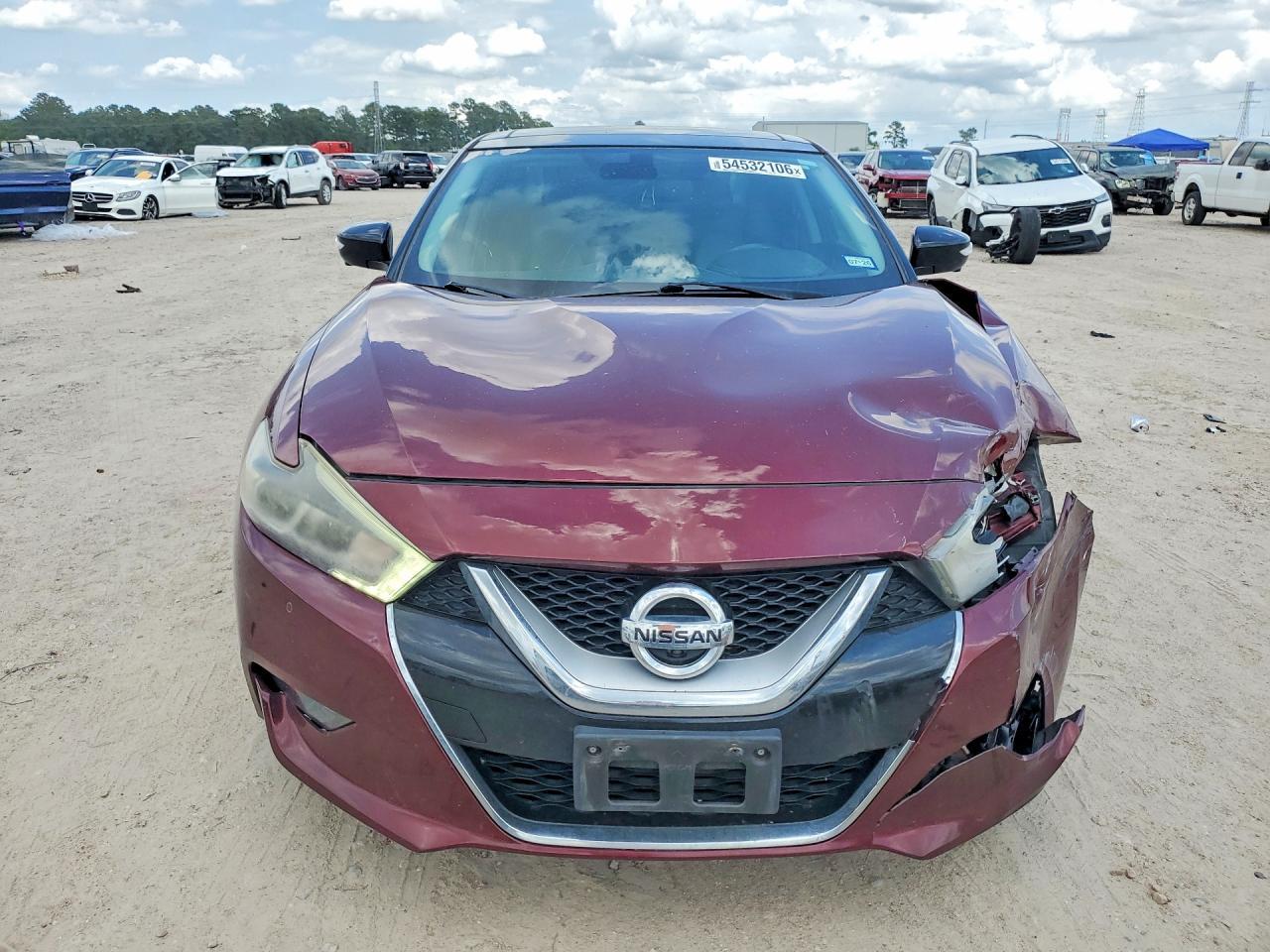 2017 Nissan Maxima Platinum - Image 5