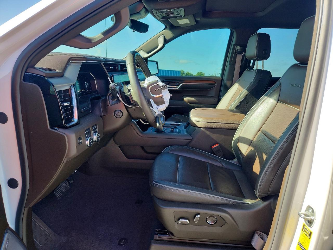 2025 GMC Sierra K1500 Denali - Фото 7