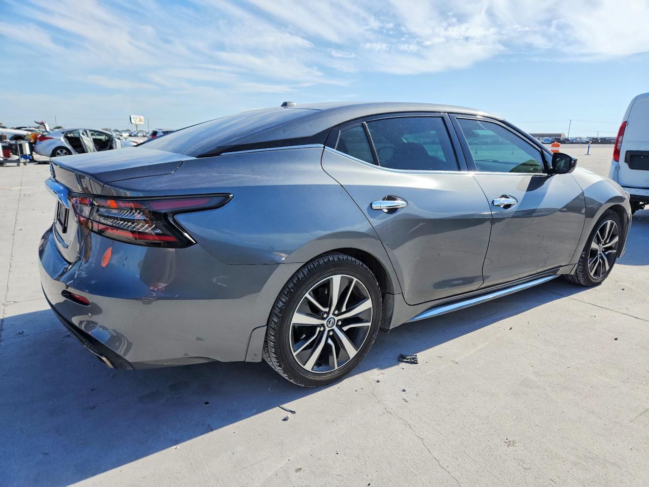 2020 Nissan Maxima S - Image 3